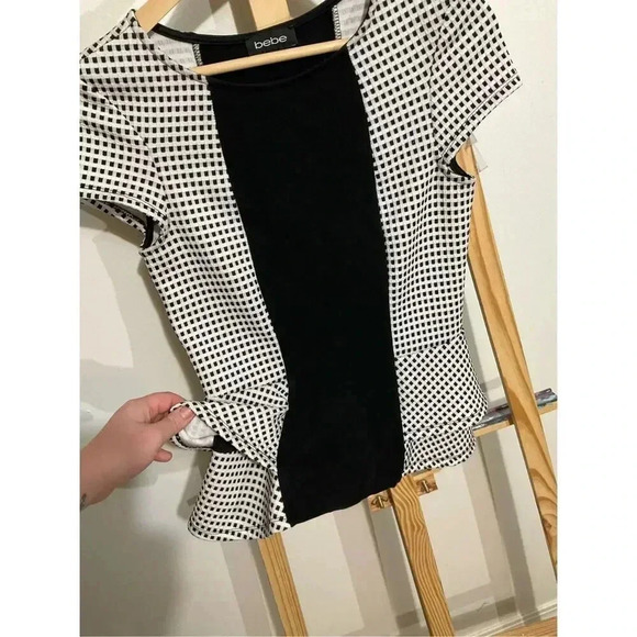 Bebe Black and white grid box peplum shirt size small - Picture 8 of 10